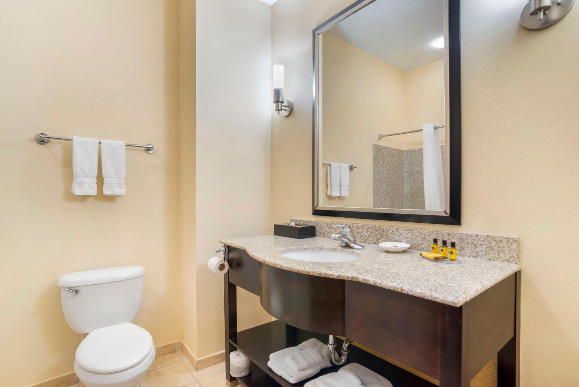 Best Western Plus Flowood Inn & Suites Zewnętrze zdjęcie