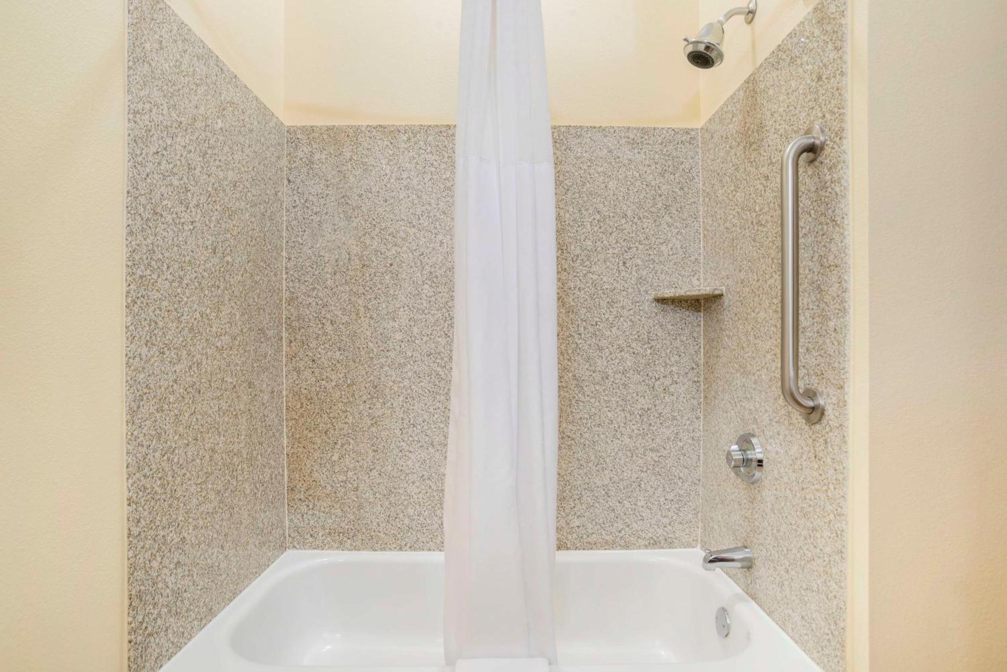 Best Western Plus Flowood Inn & Suites Zewnętrze zdjęcie