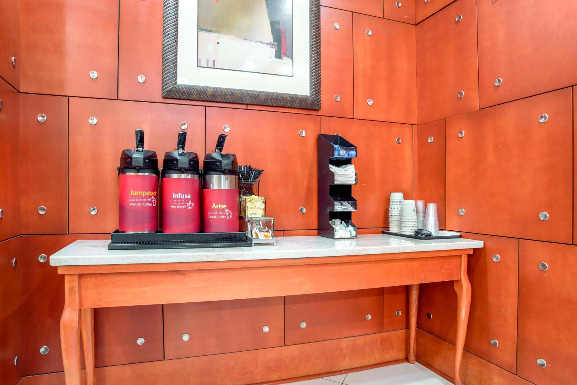 Best Western Plus Flowood Inn & Suites Zewnętrze zdjęcie